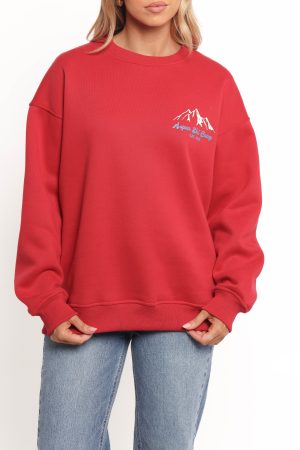 Torie Apres Ski Camp Sweatshirt – Cherry