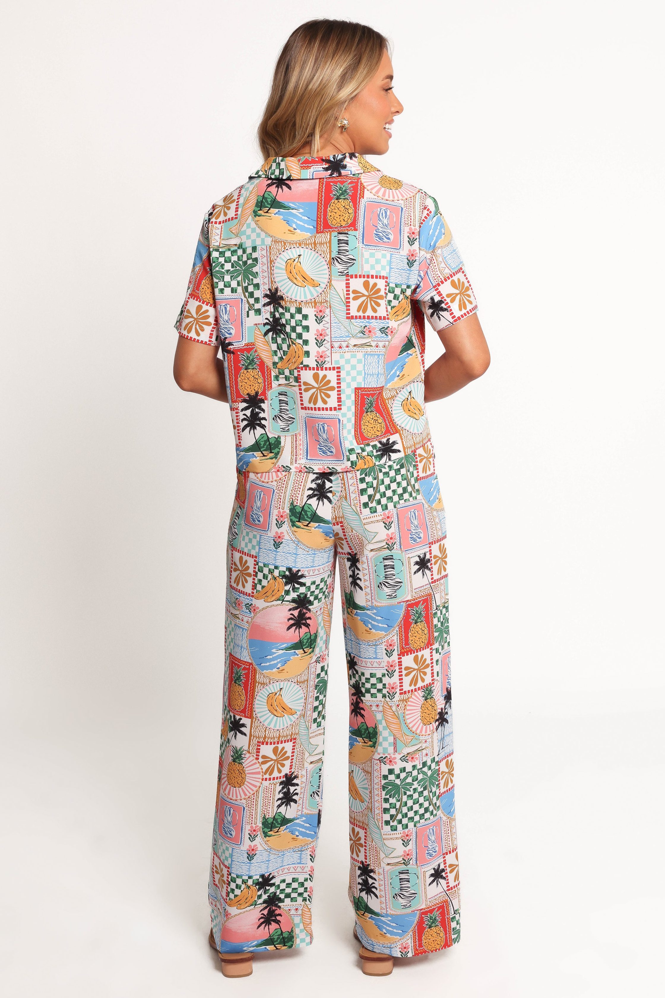 ValeriaPants-OffWhiteMulti_ValeriaShirt-OffWhiteMultI4-14