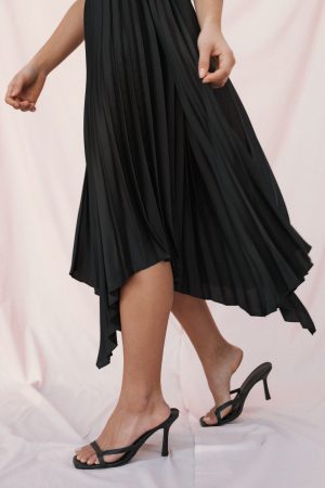 Vikki Dress – Black