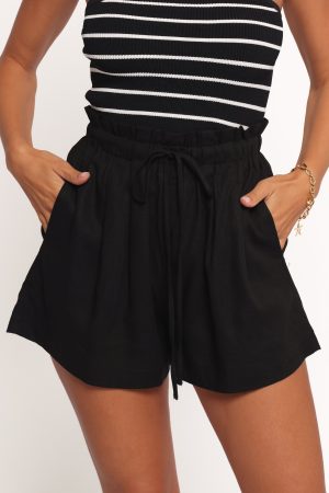 Wanda Shorts – Black