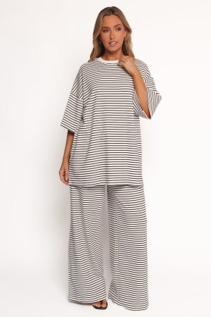 Wilda Oversized Tee – White Black Stripe