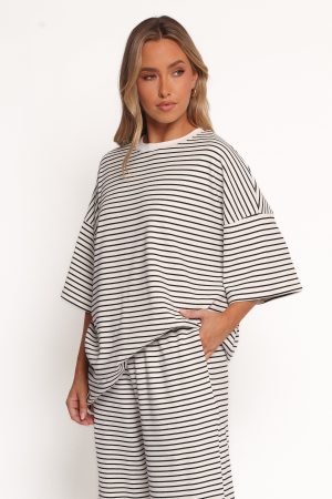Wilda Oversized Tee – White Black Stripe
