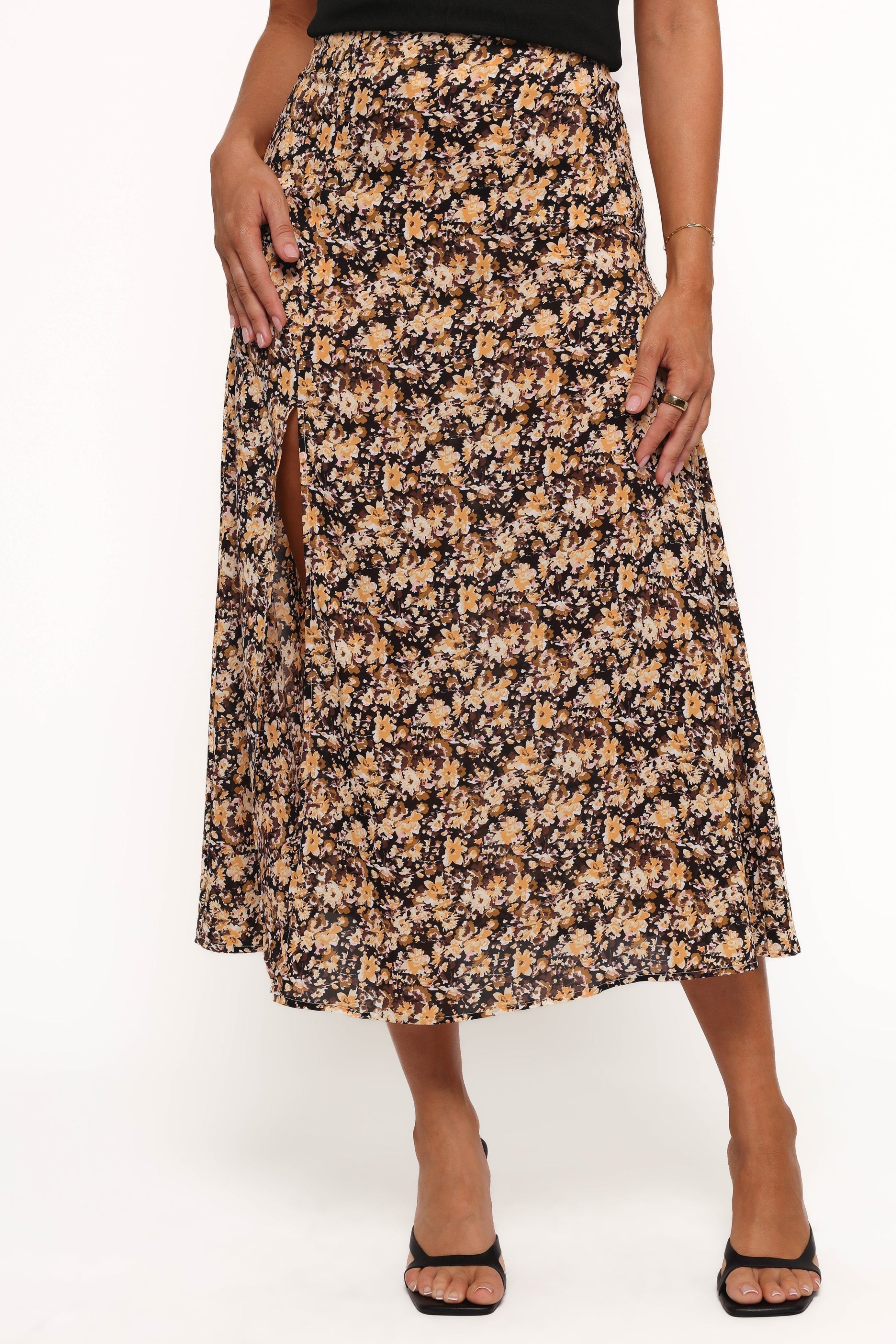 WillowMidiSkirt-BlackDitsyFloral7-4