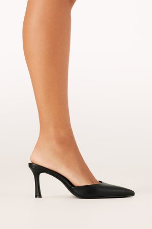 Xayden Mid Heels – Black