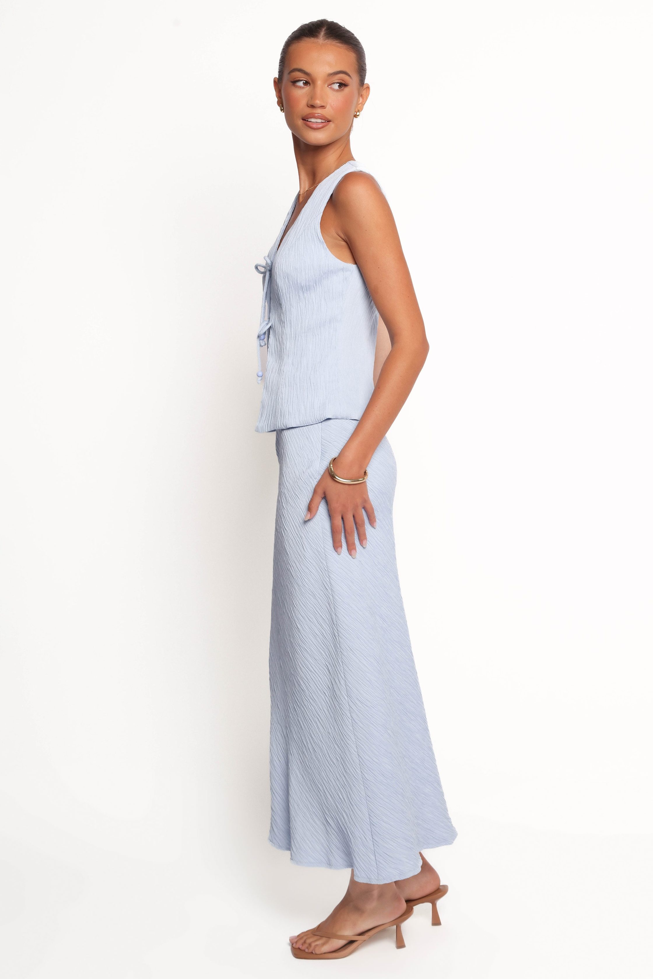 YsoldeBowDetailSkirtSet-LightBlue3-7