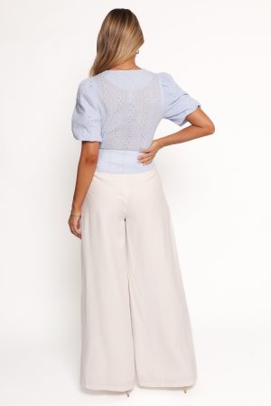 Yuva Eyelet Top – Cornflower Blue