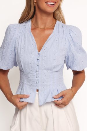 Yuva Eyelet Top – Cornflower Blue