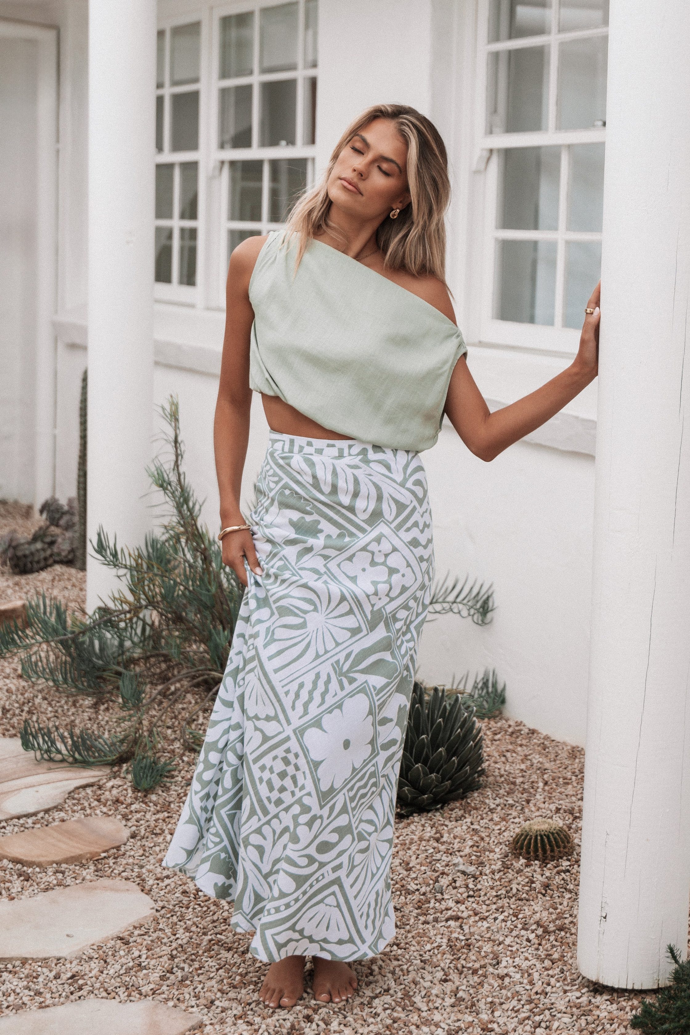 ZaraTop-SageGreen_WillowMaxiSkirt-SagePrint1-14