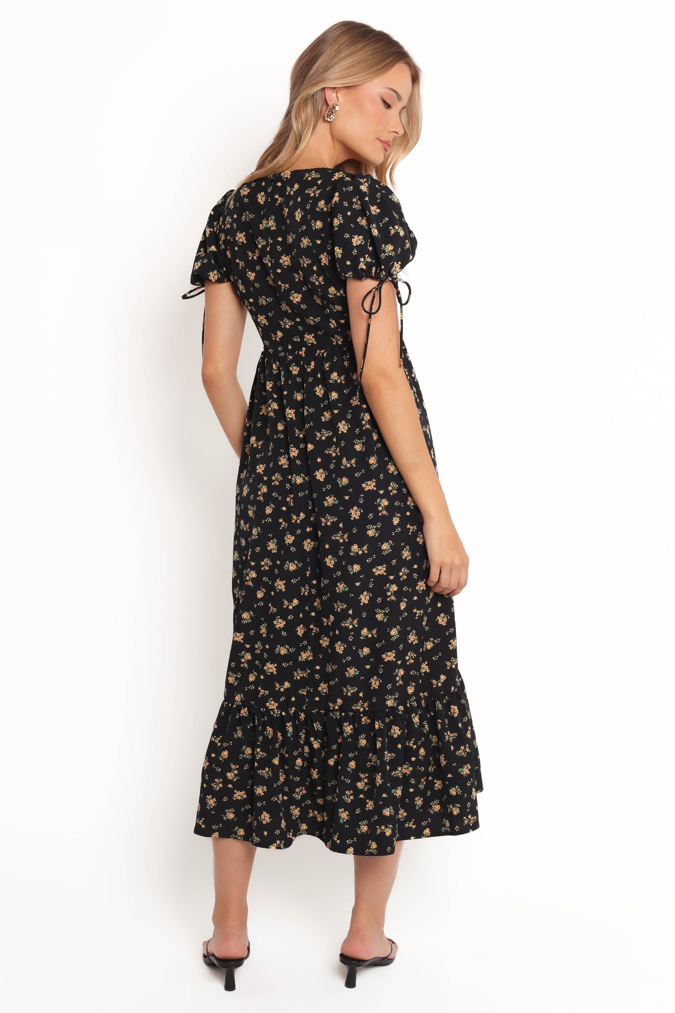 ZinaMaxiDress-BlackFloral4-5
