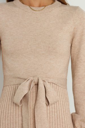 Helena Dress – Beige