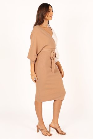 Nate Dress – Beige/White