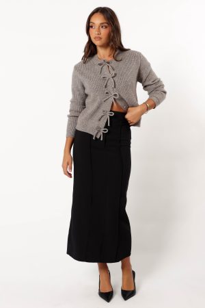 Wilde Bow Front Cardigan – Light Grey