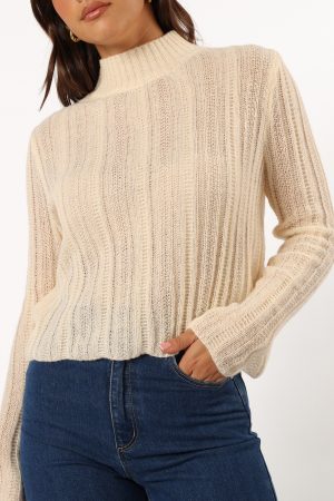 Wynford Scallop Edge Knit Sweater – Cream