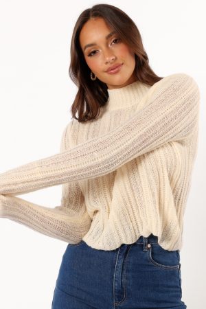 Wynford Scallop Edge Knit Sweater – Cream