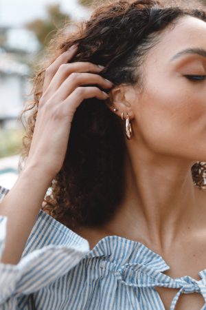 Delilah Earrings – Gold