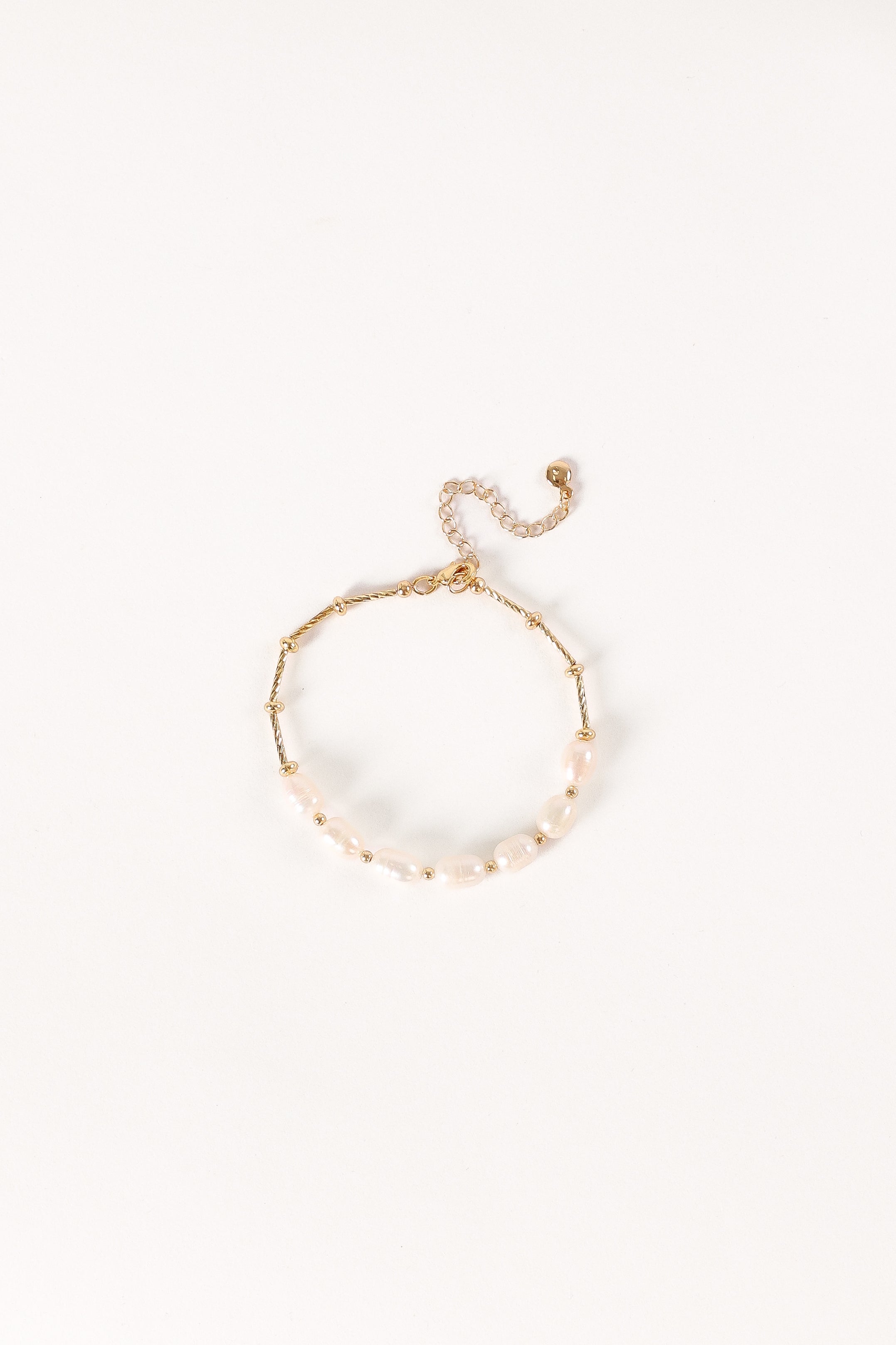 petal-and-pup-usa-accessories-ren-pearl-bracelet-gold-one-size-34646994714801-5