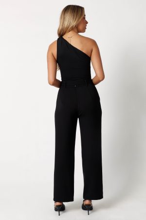 Averie Pant – Black