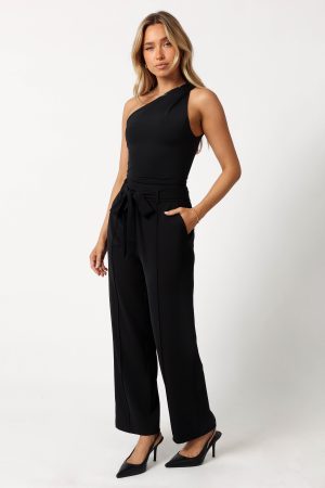 Averie Pant – Black