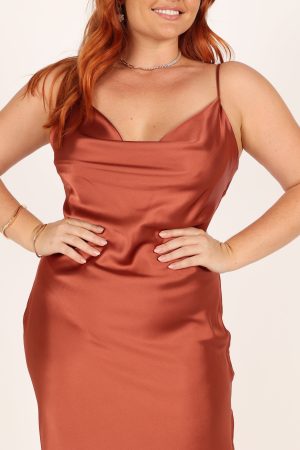 Cyprus Dress – Rust