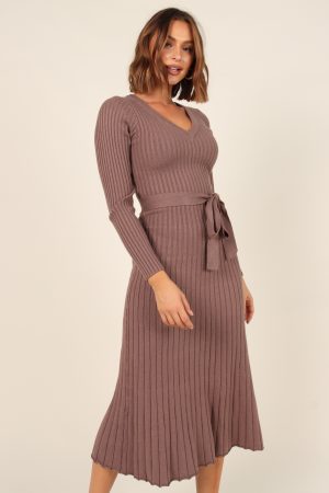 Reigan Dress – Mocha