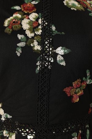 Woodsen Long Sleeve Mini Dress – Black Floral