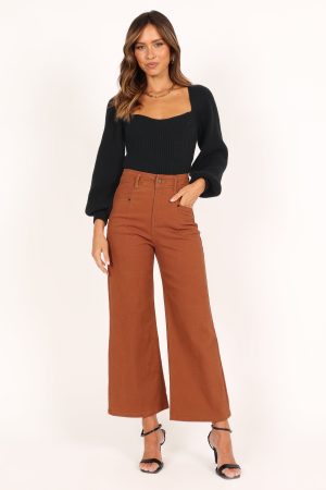 Gia Sweetheart Neck Bell Sleeve Knit Sweater – Black