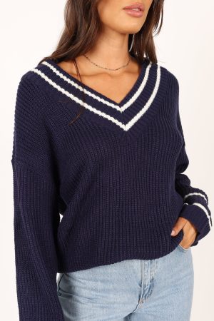 Leanna Vneck Knit Sweater – Navy