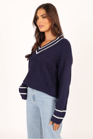 Leanna Vneck Knit Sweater – Navy