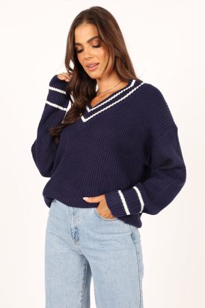 Leanna Vneck Knit Sweater – Navy