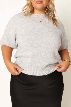 Noah Knit Sweater – Light Heather Grey