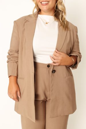 Noelle Oversized Blazer – Light Brown
