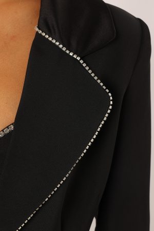Shiloh Crystal Embellished Blazer – Black