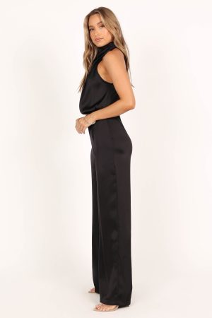 Savannah One Shoulder Jumpsuit – Black