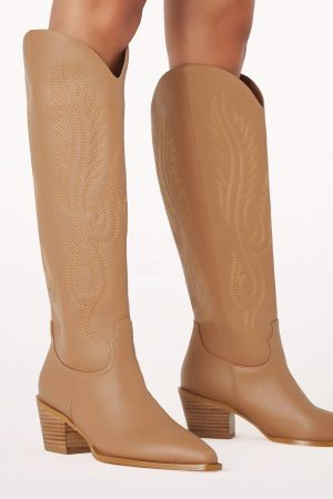 Darius Boot – Teak