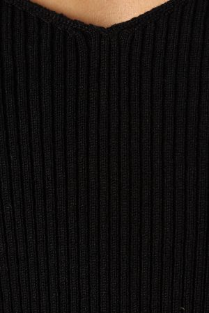 Jupiter Long Sleeve Knit Top – Black