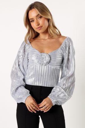 Nyra Rose Detail Top – Silver